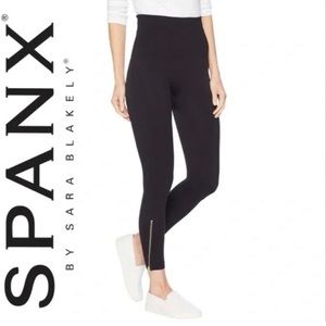 Spanx Look At Me Black Leggings with Gold Zippers at Ankle size Large